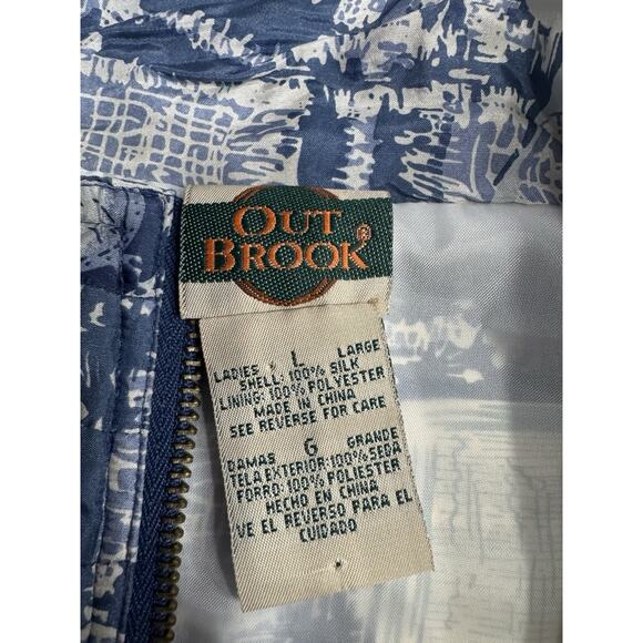 Vintage Out Brook L Silk Bomber Jacket White Blue Floral Fashion Model Shoulder - Picture 3 of 5